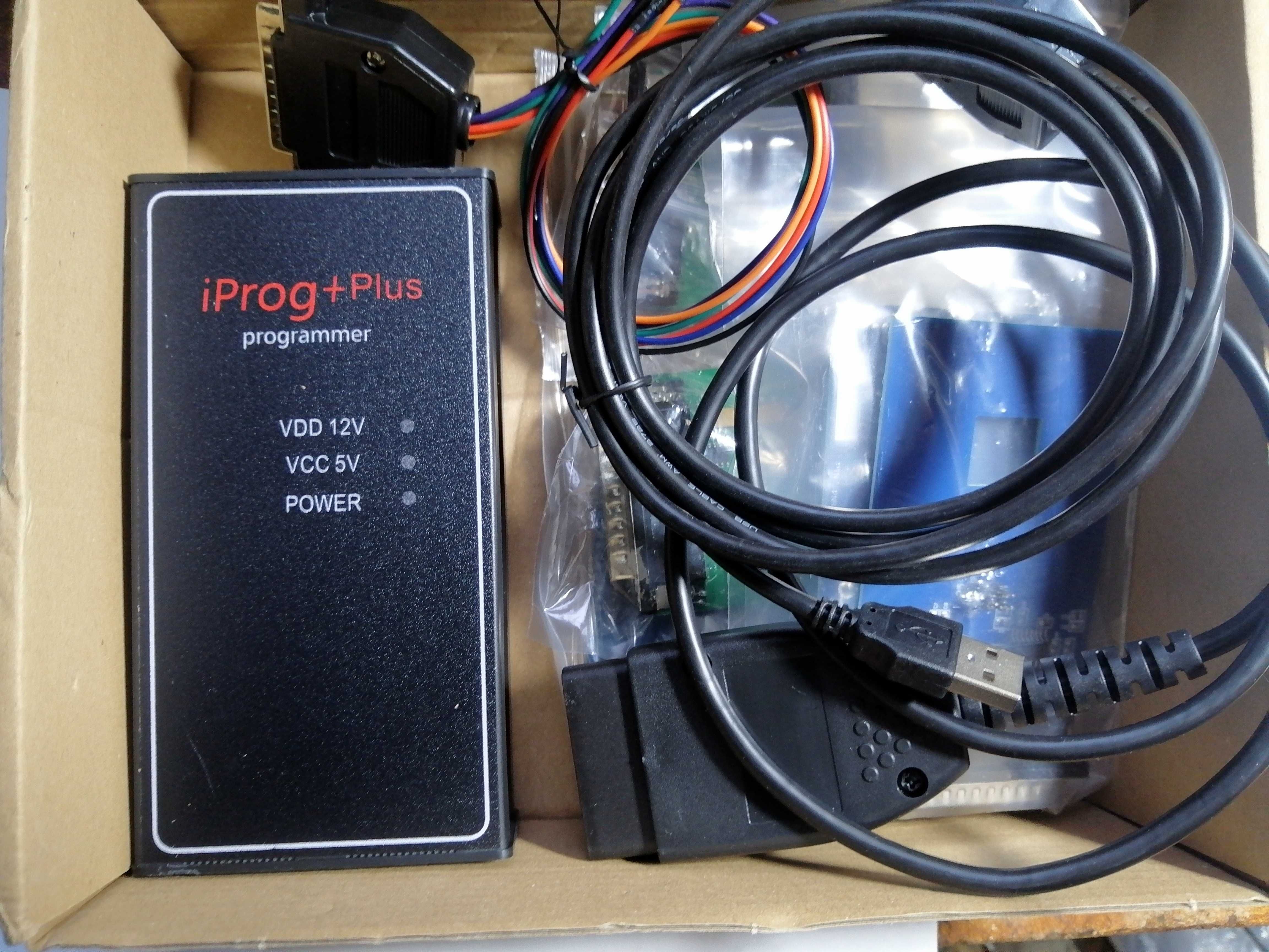Программатор iProg PRO+ і найновіша збірка V6.0 + говерла V325