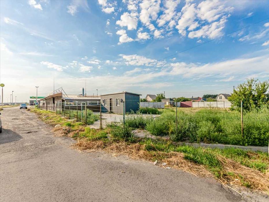 Продаж земельної ділянки — 28 соток, траса Київ–Харків