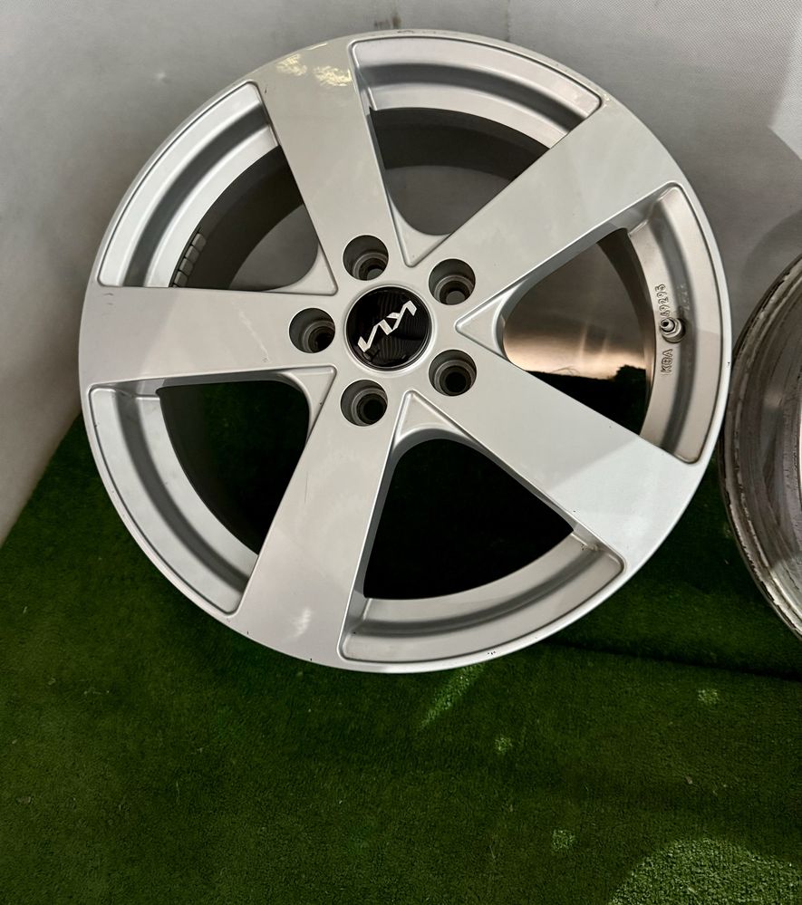 Jak NOWE! Alufelgi 17” Kia Ceed Sportage Optima Soul Venga Sorento