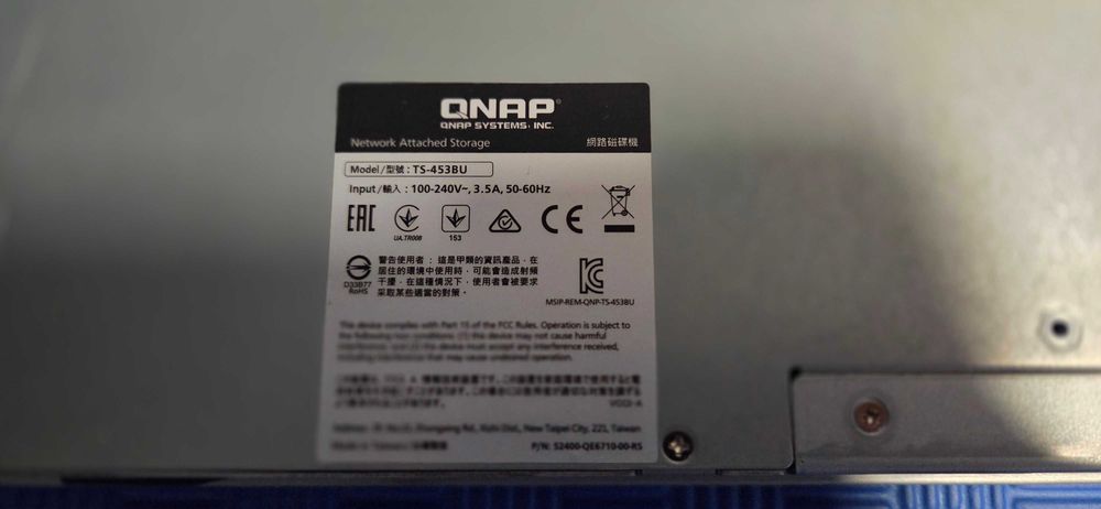 QNAP TS-453BU Serwer NAS Rack 8G