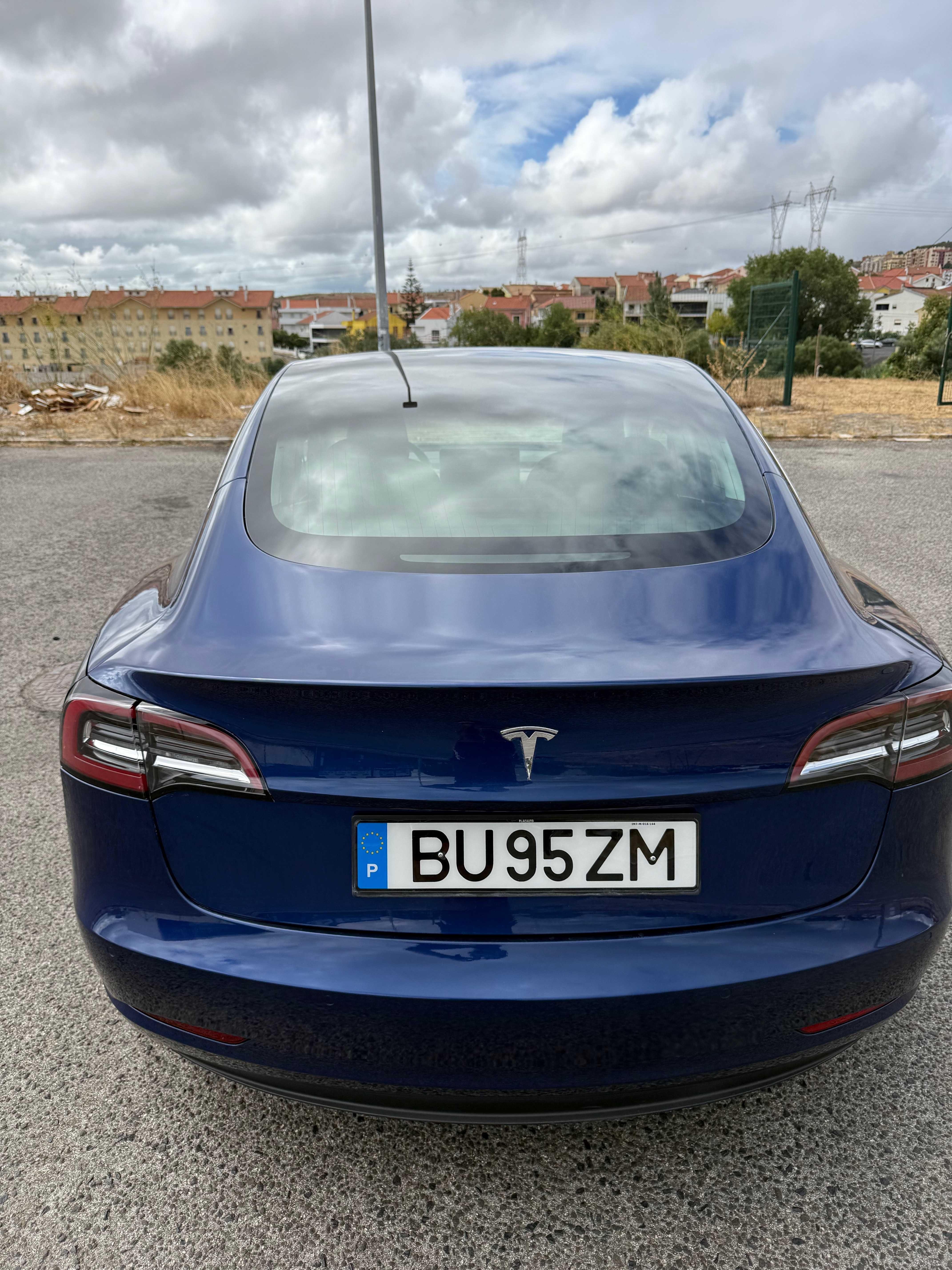 Tesla Model 3 Standard Range Plus - IVA dedutível para empresas