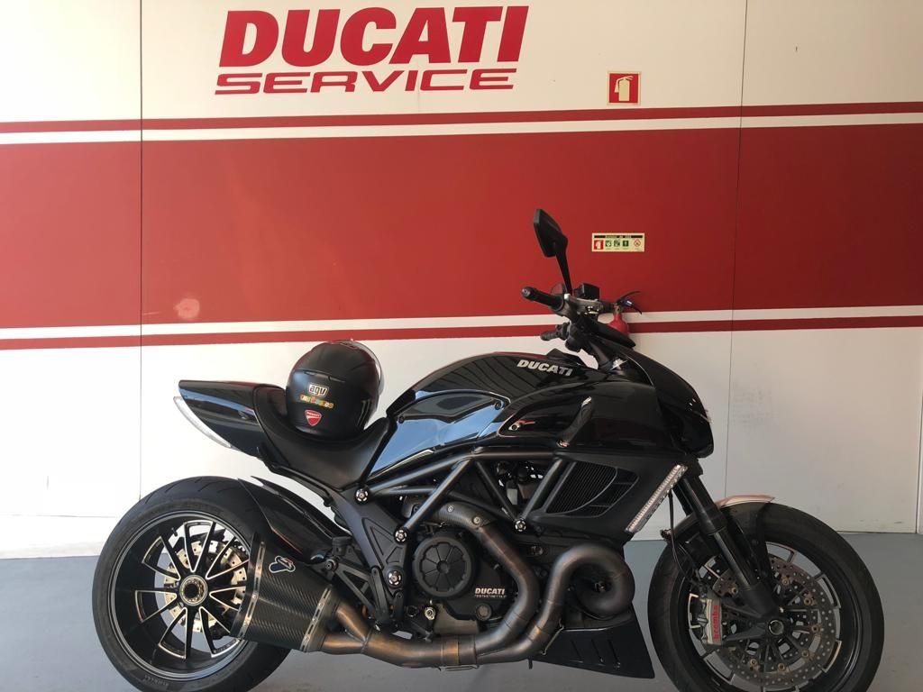 Ducati diavel 1200
