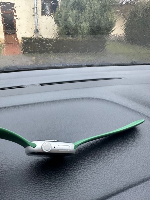 Продам Apple Watch Series 8 41 мм