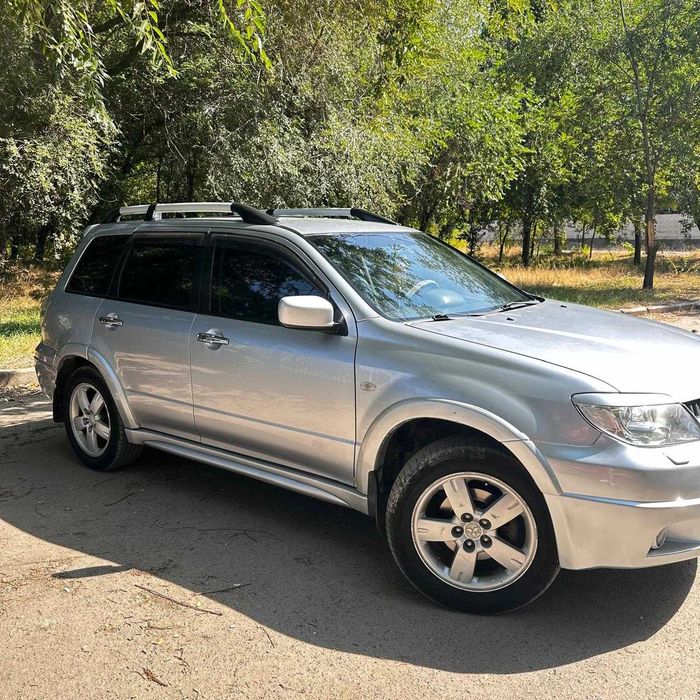 Mitsubishi Outlander 2008