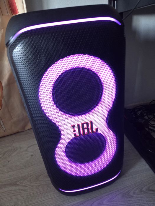 Jbl party box 320