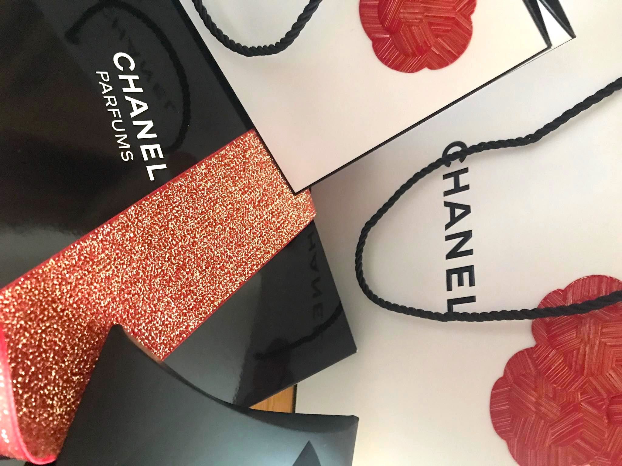 Коллекционные коробки пакеты Guerlain Chanel Гуччи Max Mara ЦУМ