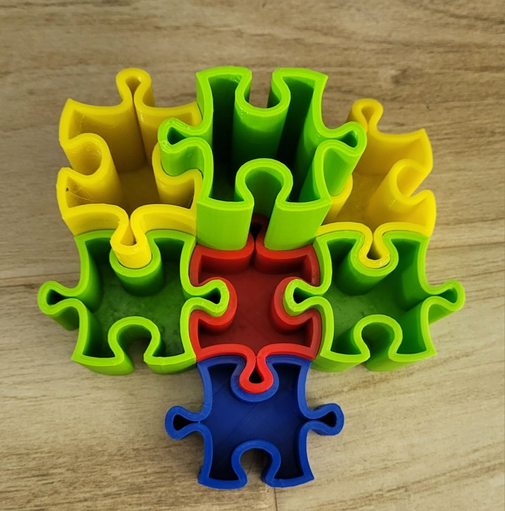 Nowy przybornik organizer na biurko puzzle