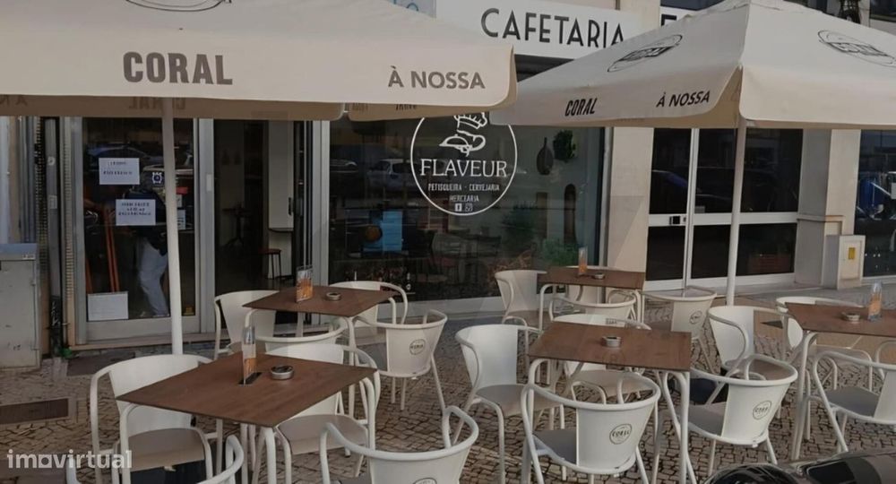 Trespasse — Restaurante com Esplanada no Centro de Coimbra