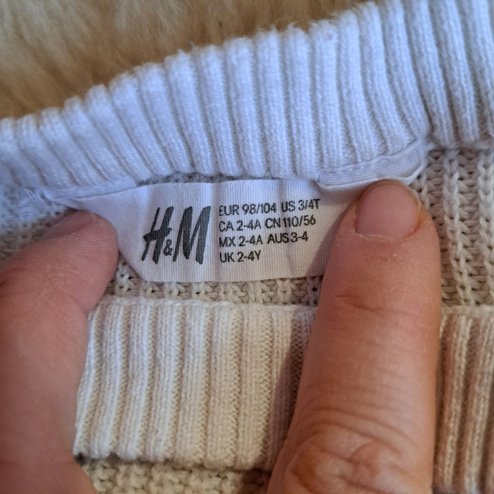 Sweterek H&M rozmiar 98/110