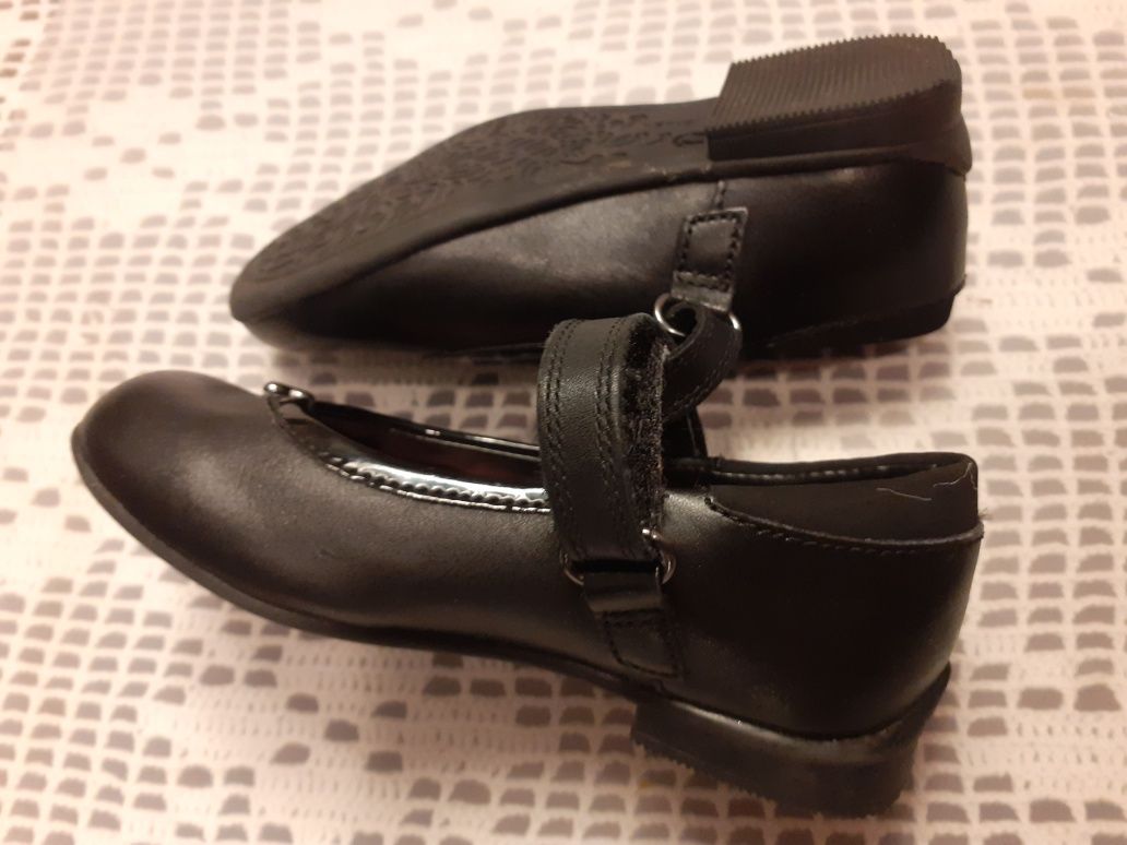 NOWE bez metki CLARKS Czarne buty buciki 24, 15 cm skórzane