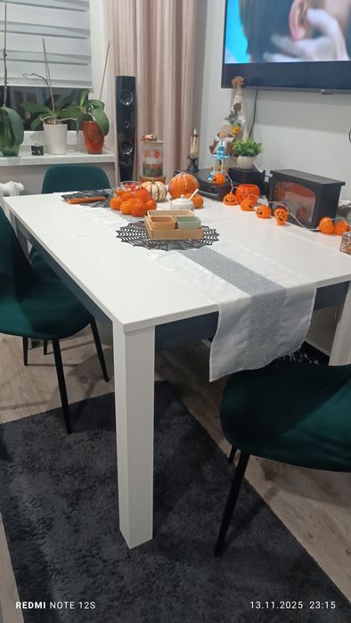 Stół rozkładany biały