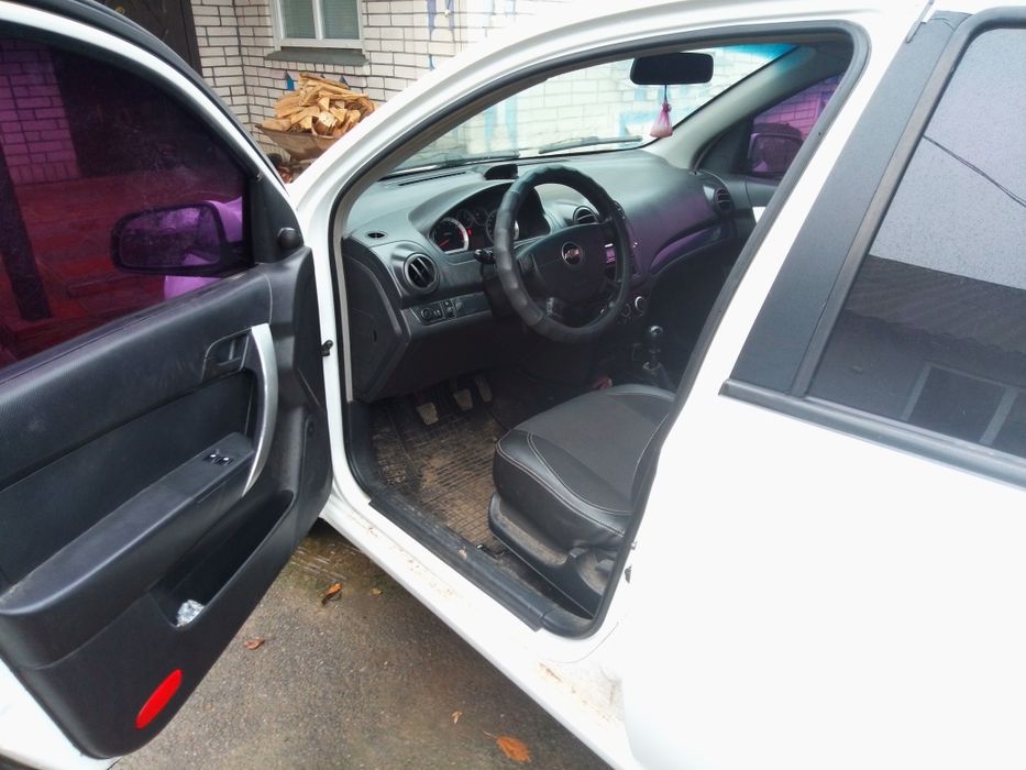 Chevrolet Aveo 1,5 бензин