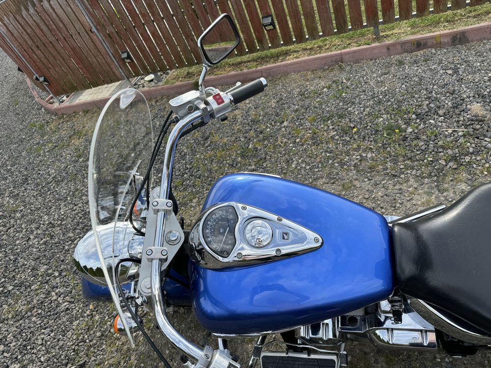Honda VTX 1300 retro