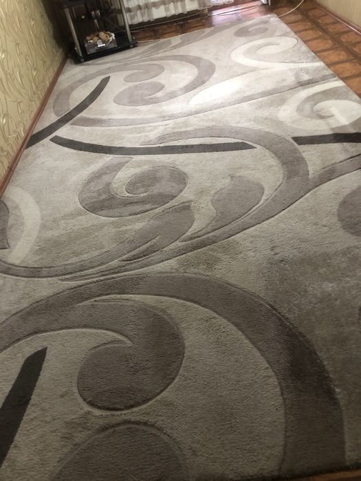 Покриття на пол 2.50на 4,70