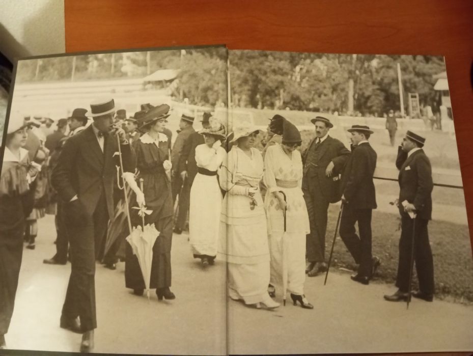 Coleção Portugal século XX
no século XX, crónic de le