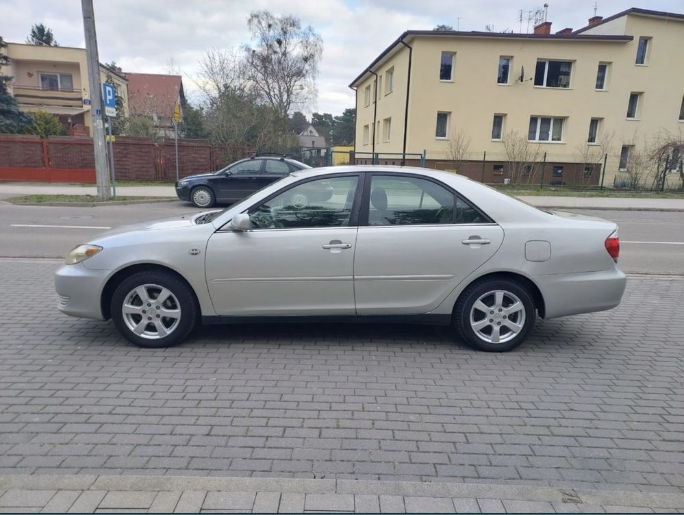 Toyota Camry 2006. 2.5 LPG