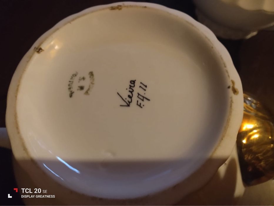 Lindíssimo conjunto de quatro peças da louça de Coimbra