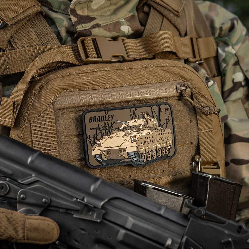 M-Tac Naszywka na rzep Patch Bradley Wóz bojowy PVC