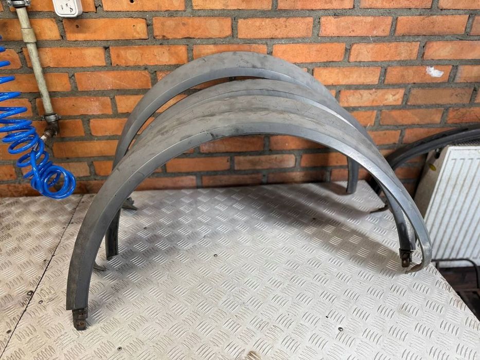 LISTWY Z BŁOTNIKÓW AUDI A6 C5 ALLROAD