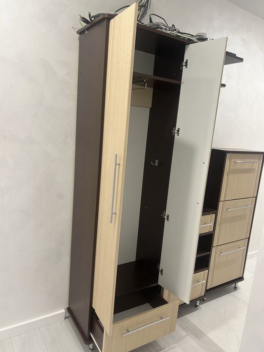 Передпокій в гарному стані