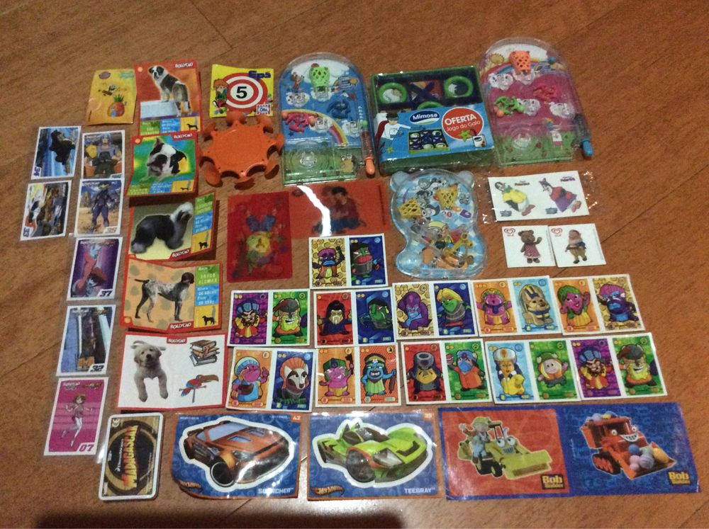 Cromos e autocolantes coleções antigas