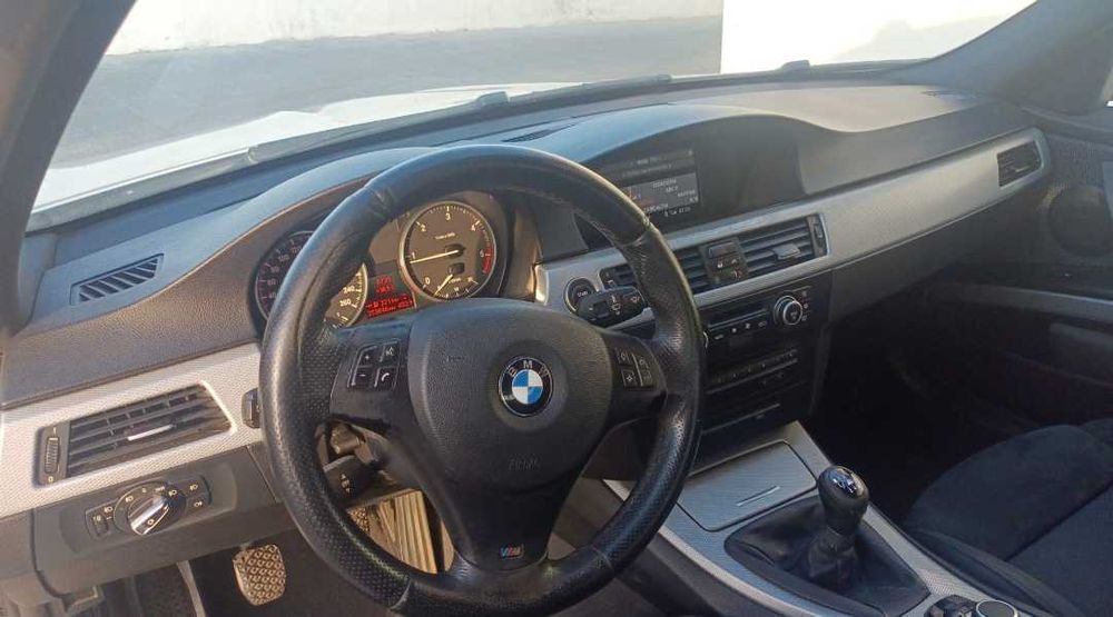 BMW 320 Pack M - Ótimo estado
