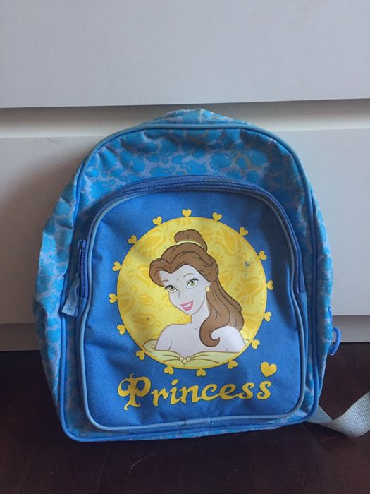 Mochilas e lancheiras Barbie, princesas , Noddy...