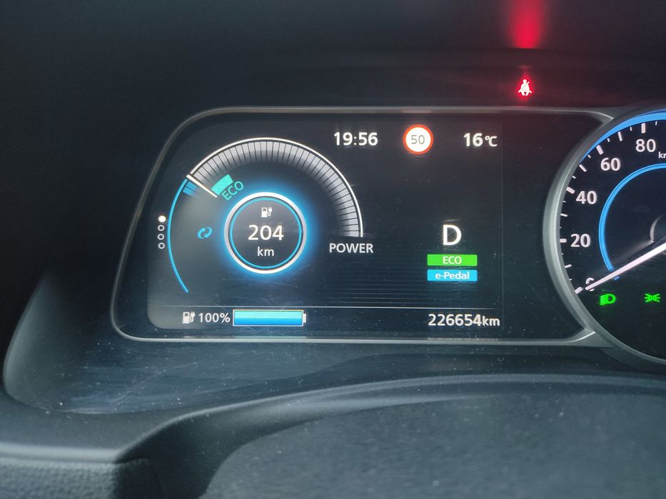 Nissan Leaf 40 KWH  Elétrico