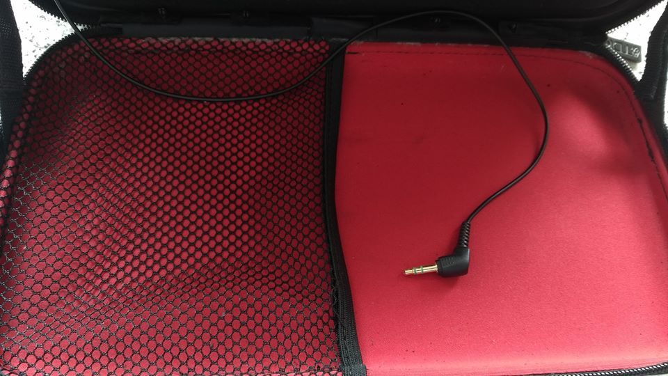 Coluna portátil TDK Outloud