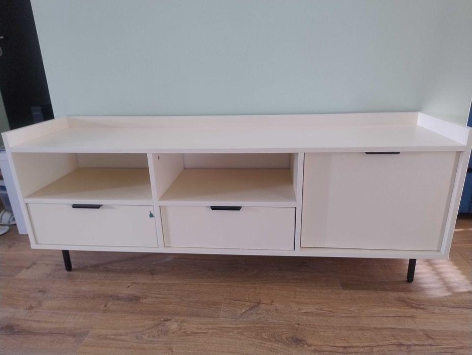 Szafka RTV pod telewizor