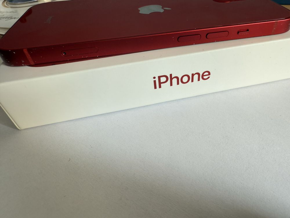 Iphone 13 kolor czerwony