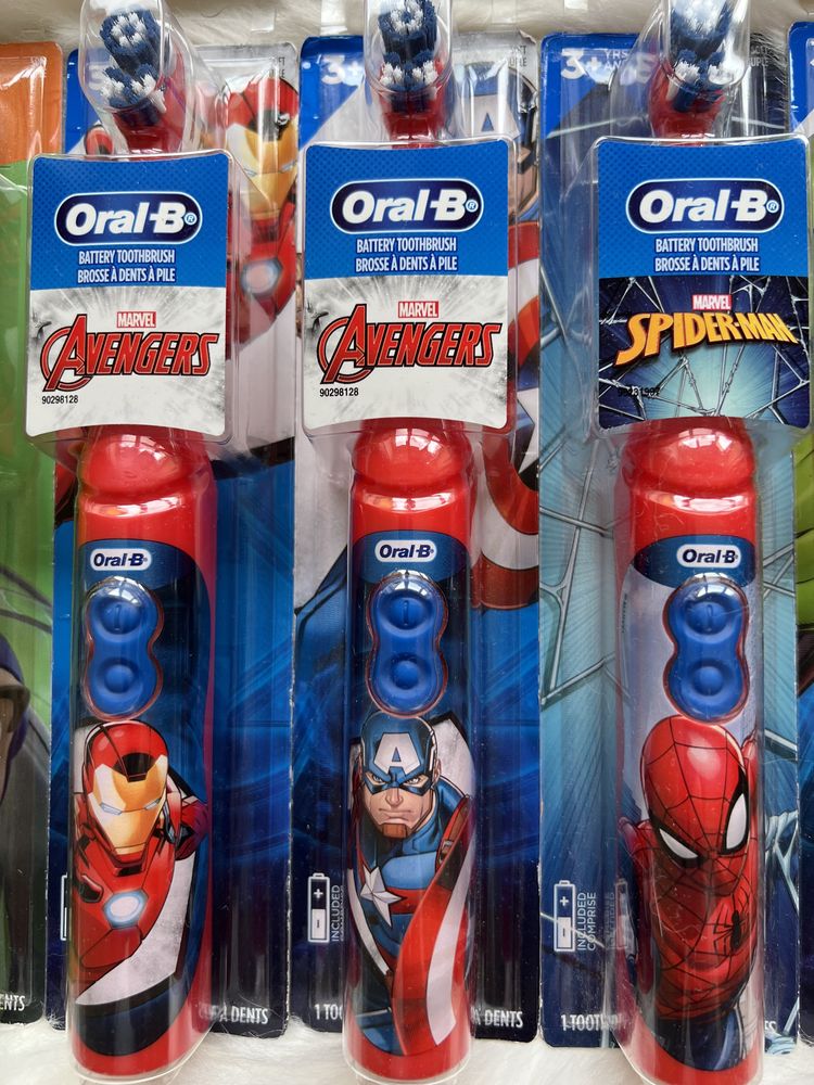 Зубная щетка Железный человек Электрическая щетка Iron Man Oral B Kids