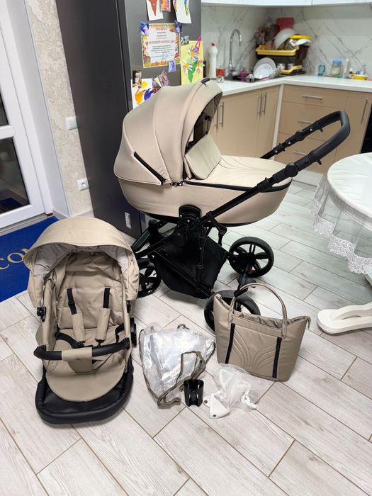 Продам коляску 2 в 1 в ідеальному стані