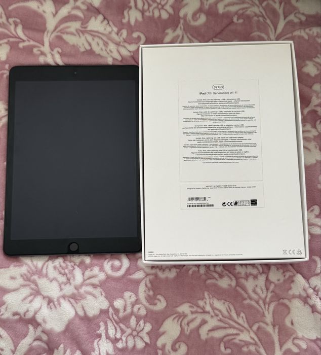 Vendo Ipad 7.ª Geração 32GB