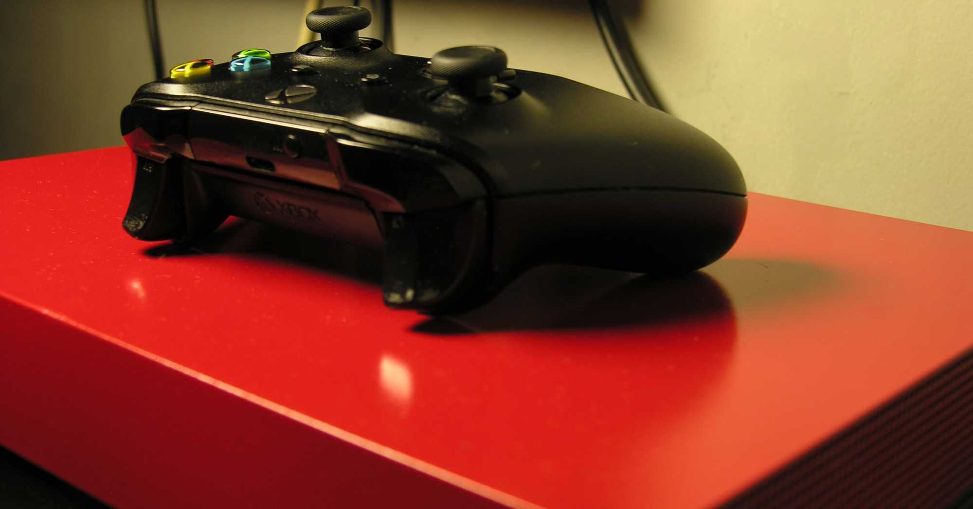 xbox one x em muito bom estado