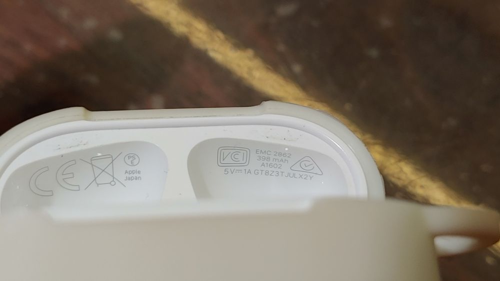 airpods case чехол оригинал