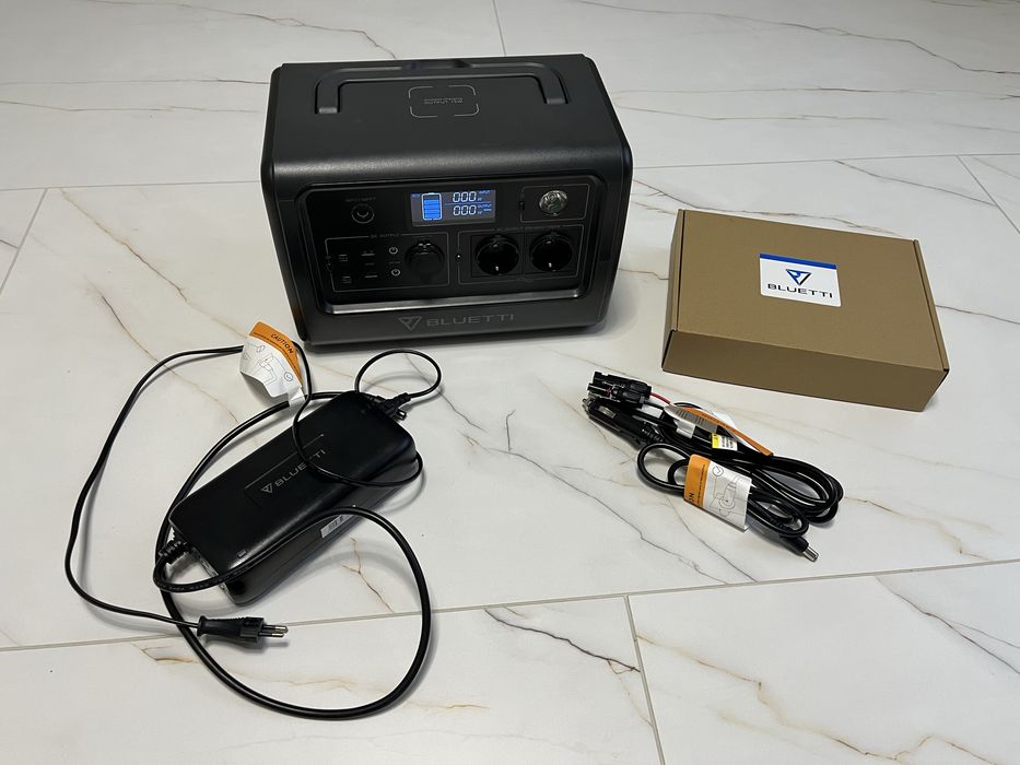 Зарядна станція Bluetti EB70