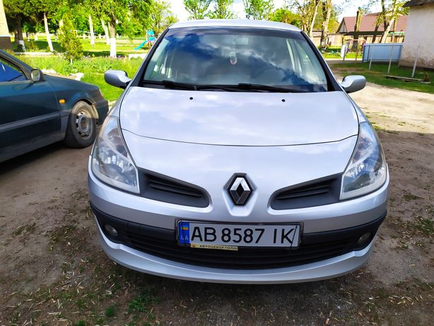 Продам Renault Clio 1.4 бензин 2006 року