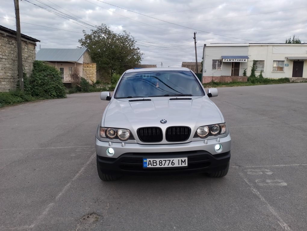 Продам BMW X5 E53