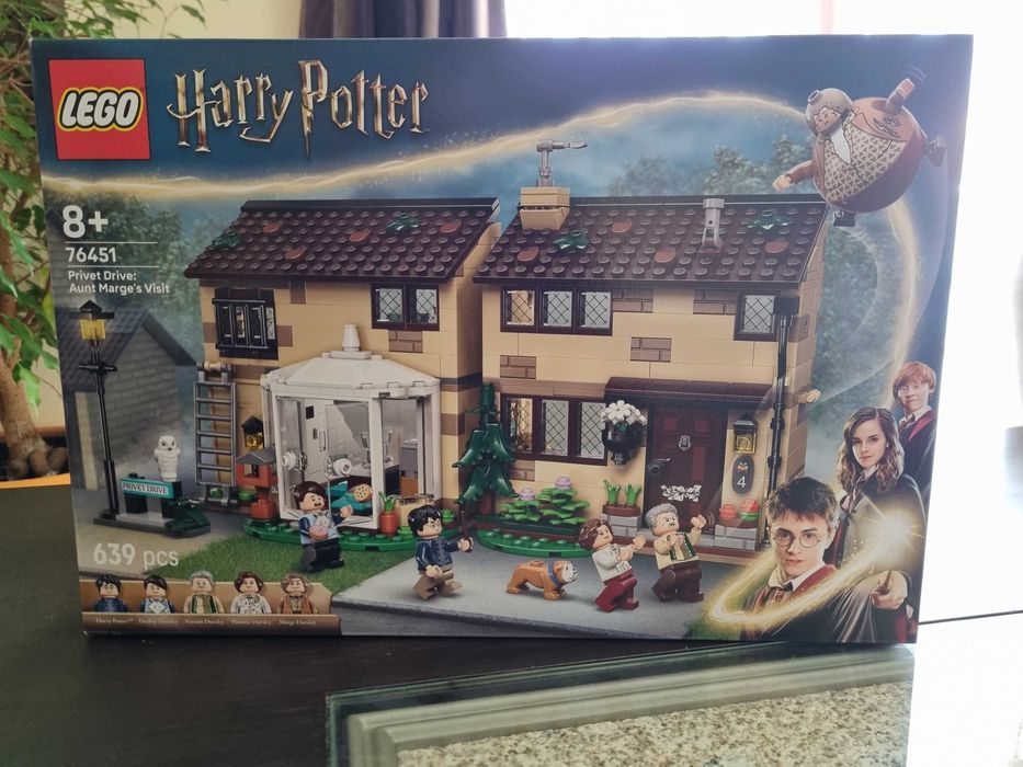 Lego 76451 - Harry Potter - Privet Drive: Visita da Tia Marge