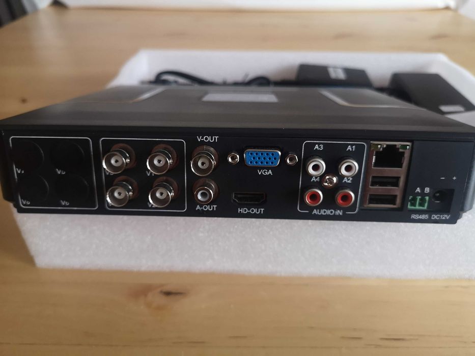 Sistema CCTV de 4 câmaras de visão nocturna (novo, nunca foi usado)