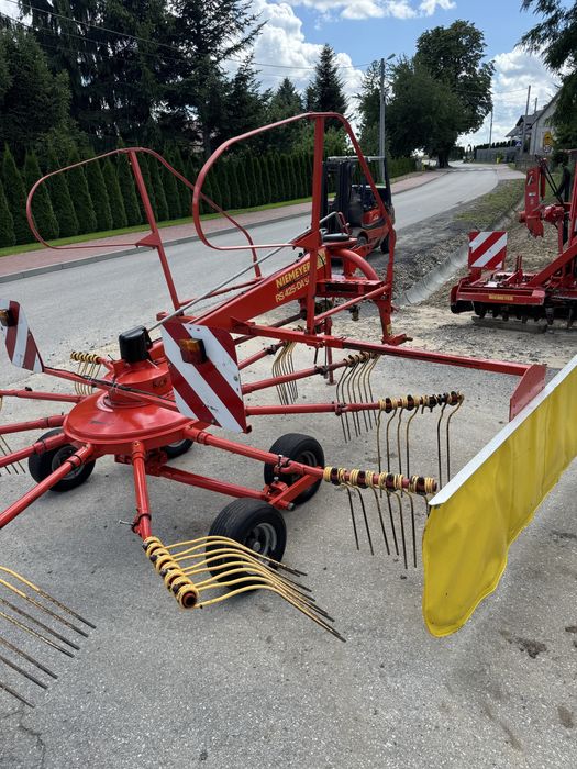 Zgrabiarka Karuzelowa NIEMEYER RD 425-DA
