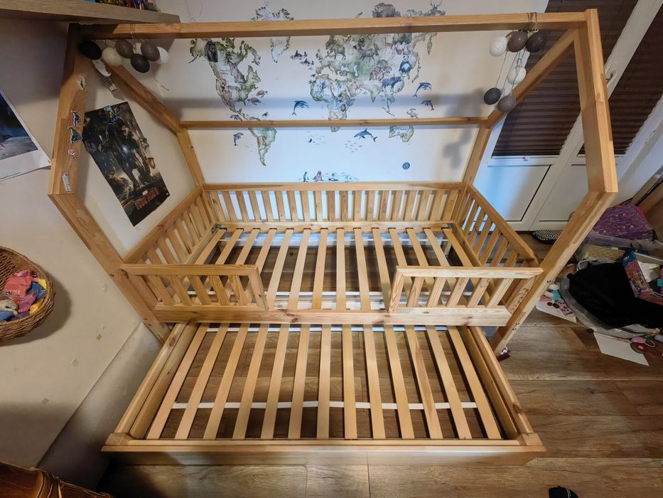 Łóżko dziecięce drewniane domek 180x80 podwójne z szuflada