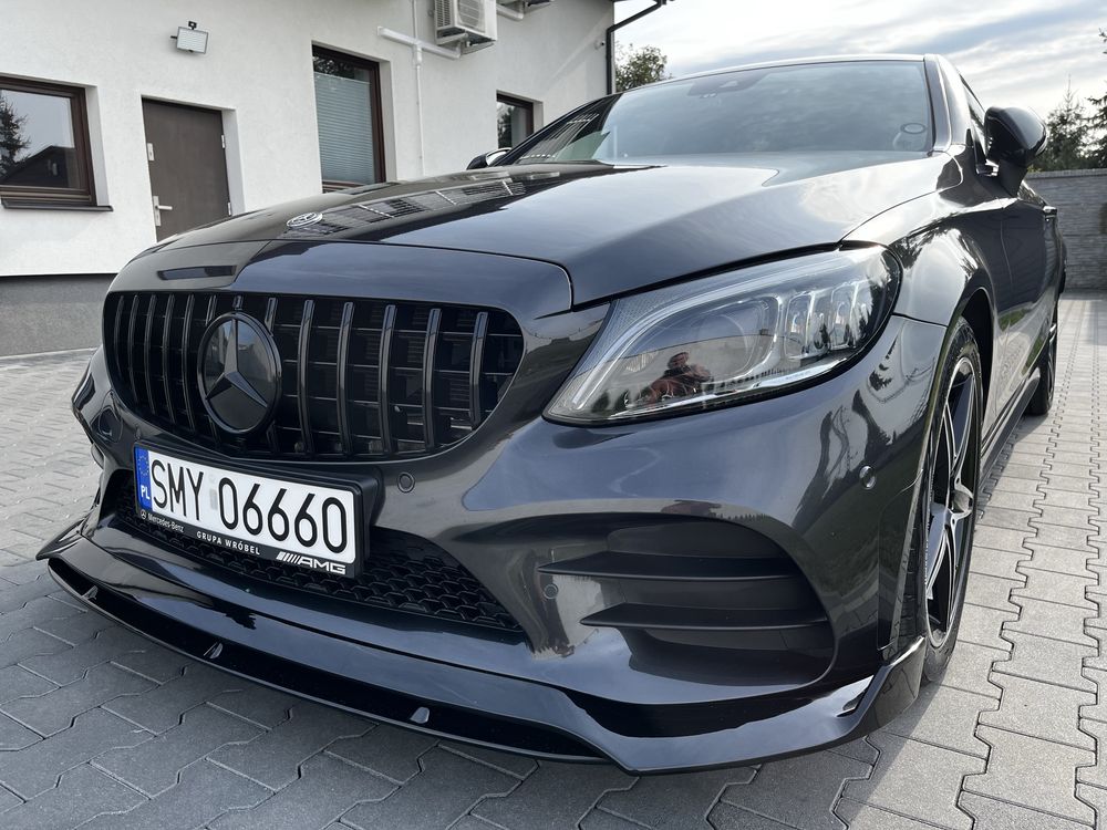 Mercedes C300 AMG stan idealny - nowy