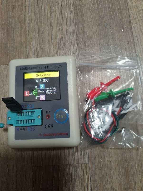 LCR-Tс1 Тестер электронных компонентов .
