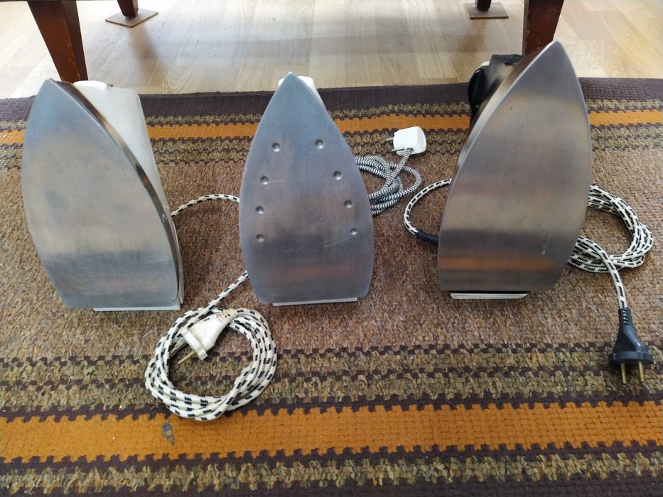 Утюг, б.у , тяжелый !!!