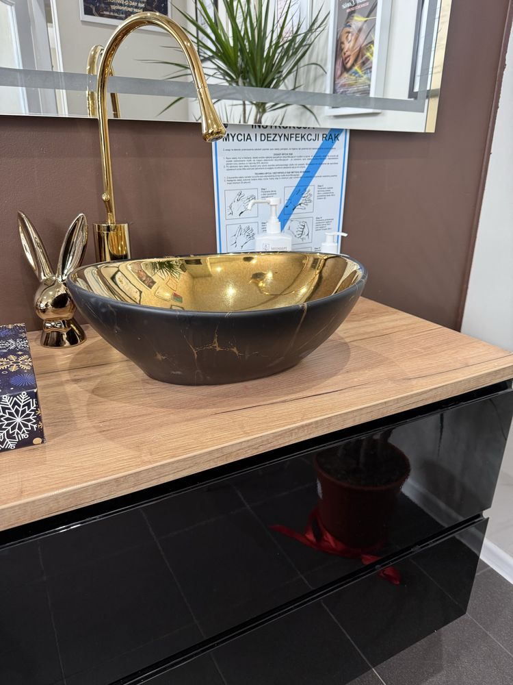 Komoda szafka łazienkowa z blatem 80 cm/ KRAN / UMYWALKA