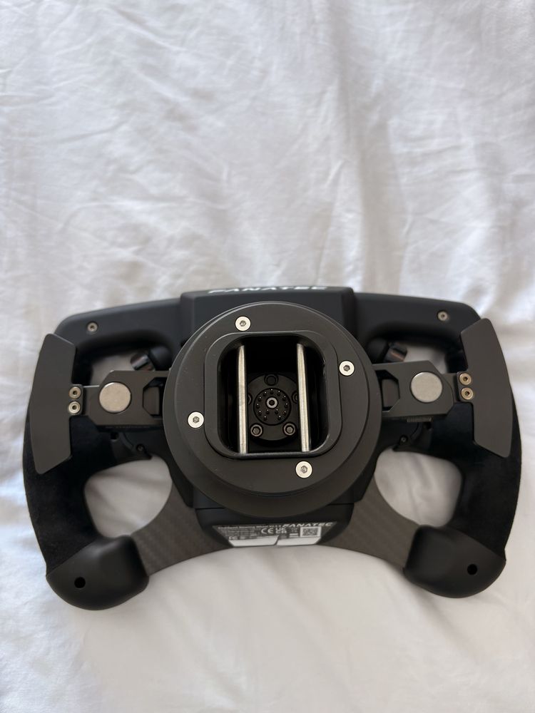 Cockpit completo - Fanatec DD1 + Heusinkveld Sprint + Playseat Trophy