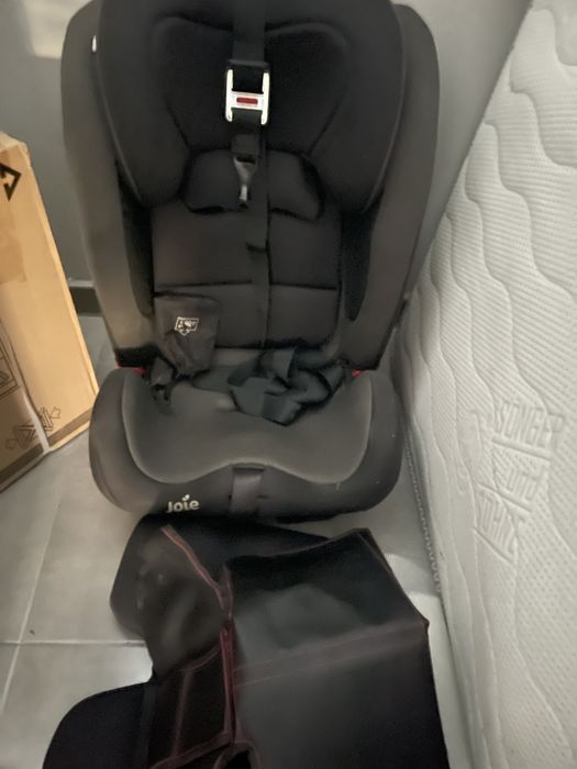 Дитяче автокрісло Joie