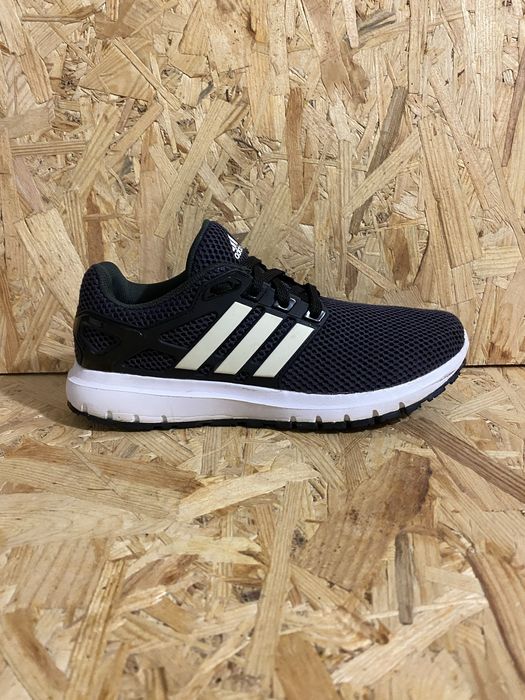 Беговые кроссовки Adidas